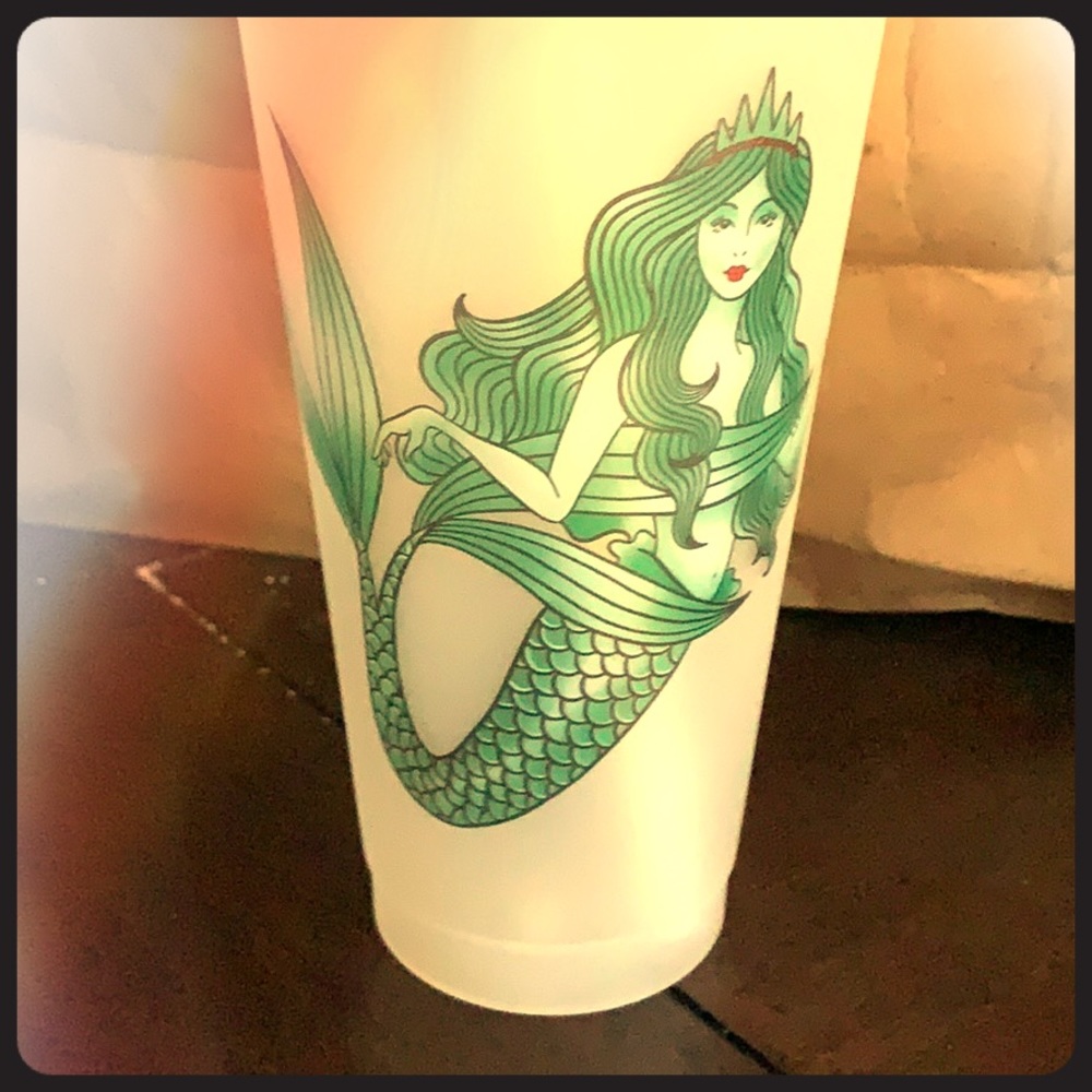 Limited time siren Starbucks cup